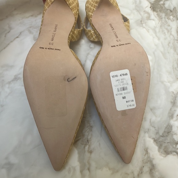 Manolo Blahnik Woven Slingback Heels Size 39 - Picture 11 of 11